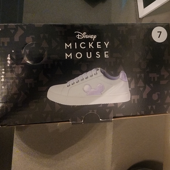 Mickey mouse sneakers - Picture 6 of 7